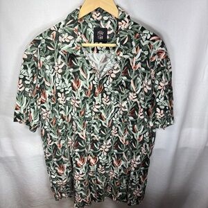 Green and White Tropical‎ Casual Button Down Shirt